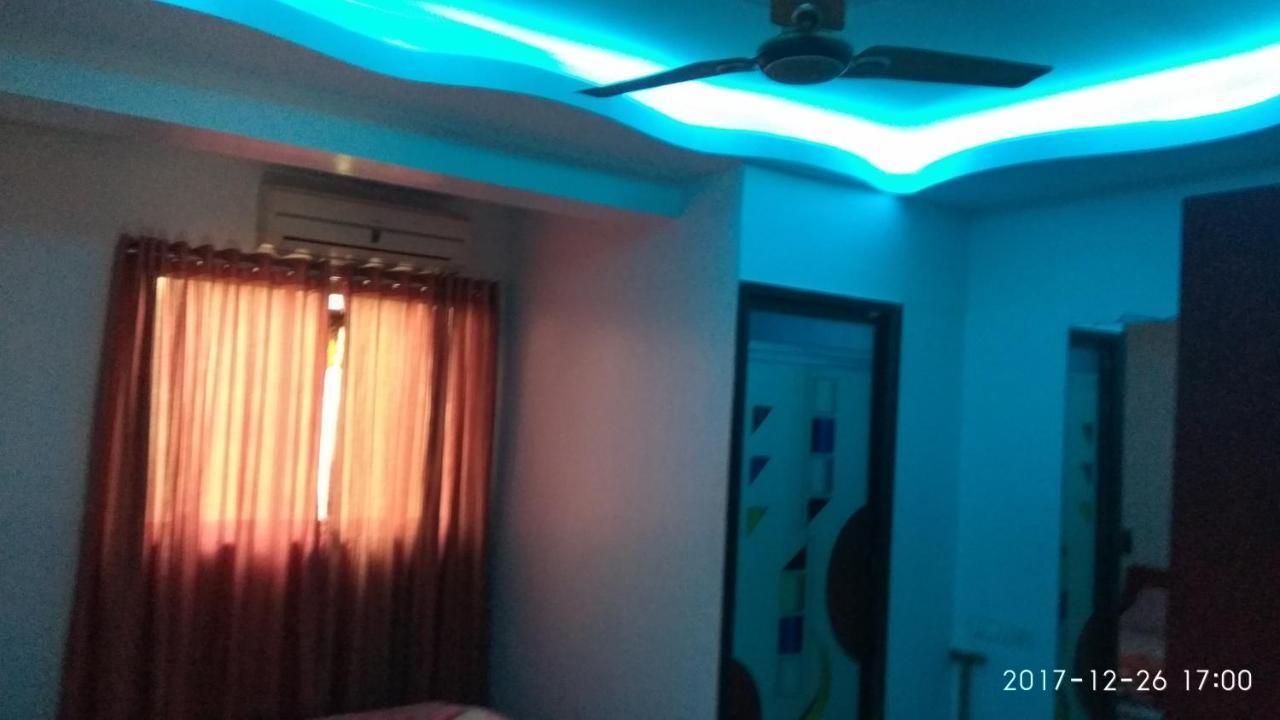 Agrawal Bhavan Budget Stay Only For Indians 뭄바이 외부 사진